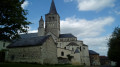 Le Château de la Grillière et la Collégiale Saint-Georges Le Château de la Grillière et la Collégiale Saint-Georges