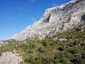 La Sainte-Victoire par le Col de Vauvenargues La Sainte-Victoire par le Col de Vauvenargues