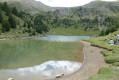 La table d'orientation des Orres et le Lac Sainte-Marguerite La table d'orientation des Orres et le Lac Sainte-Marguerite