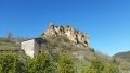 Montée au Rocher de Caylus et découverte de la Vallée de la Sorgue Montée au Rocher de Caylus et découverte de la Vallée de la Sorgue