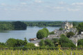 Le village de Montsoreau et son château entre Loire et habitats troglodytes Le village de Montsoreau et son château entre Loire et habitats troglodytes