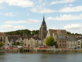 Eau, bois et vues de la basse vallée de l'Yonne entre Champigny et Sens Eau, bois et vues de la basse vallée de l'Yonne entre Champigny et Sens