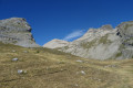 Au pied de Roche Courbe dans le Dévoluy Au pied de Roche Courbe dans le Dévoluy