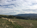 Tour de la colline de Chaucombet, depuis le complexe sportif de Caintin Tour de la colline de Chaucombet, depuis le complexe sportif de Caintin