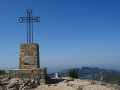 À l'Est des Dentelles de Montmirail À l'Est des Dentelles de Montmirail